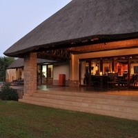 Anew Hotel Hluhluwe - Self Catering Lodge