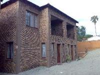 Seis Guest House and Luxury Self Catering