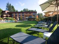Pine Lake Inn Hotel