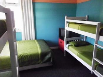 4 Park Lane Backpacker Lodge in Port Elizabeth
