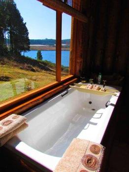 Stanford Lake Lodge in Haenertsburg