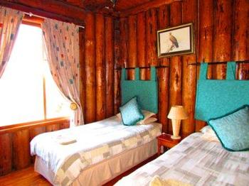 Stanford Lake Lodge in Haenertsburg
