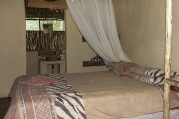 Shalati Adventure lodge in Kruger National Park