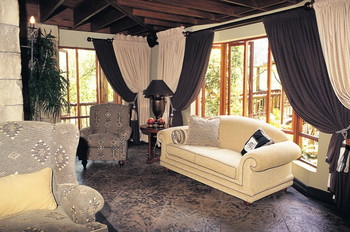 Witwater Safari Lodge And Spa in Naboomspruit