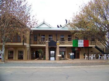 Red Mountain House in Clarens