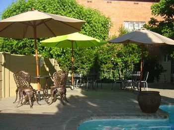 Acacia Lodge Westdene in Bloemfontein