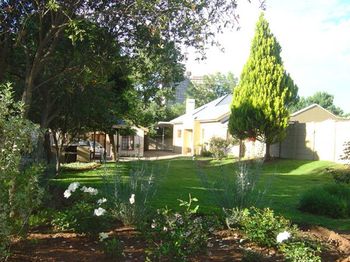 Acacia Lodge Westdene in Bloemfontein