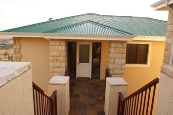 Bornfree Lodge 42 in Clarens