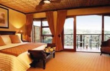 Thaba Phuti Safari Lodge in Rustenburg