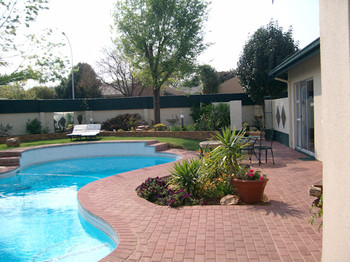 Sleep Eezy Cottages in Benoni