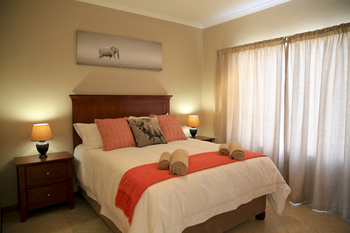 African Eagle Apartments in Benoni