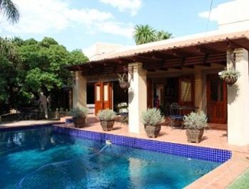 Opikopi Guest House in Pretoria