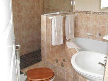 Zuider Zee Guest House in Ballito