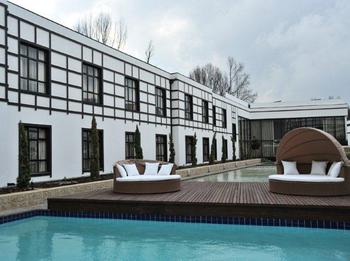 Protea Hotel by Marriott Hilton in Hilton