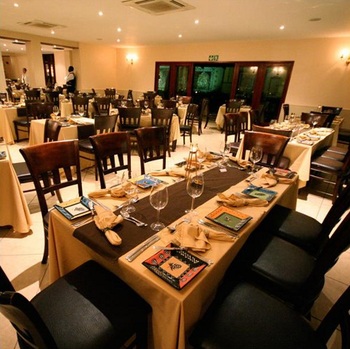Anew Hotel Hluhluwe - Self Catering Lodge in Hluhluwe