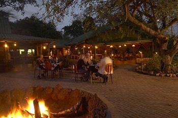 Bonamanzi Game Reserve in Hluhluwe