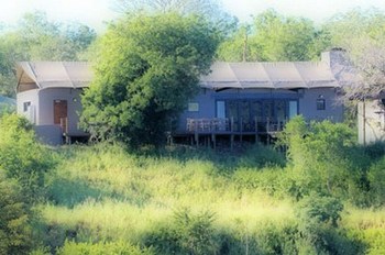 Nselweni Bush Camp in Hluhluwe
