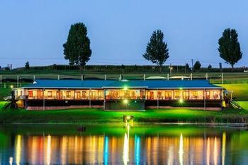 St Ives Hotel and Restaurant in Lions River