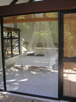 Leopard Walk Lodge in Hluhluwe