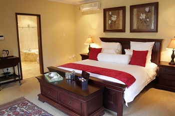 Five Burnham Guest House in Umhlanga Rocks