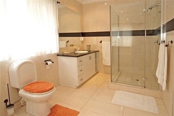ZZZ Bed and Breakfast in Umhlanga Rocks