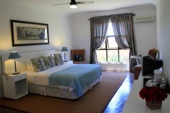 Umdlalo Lodge & Zizi's Restaurant in Port Shepstone