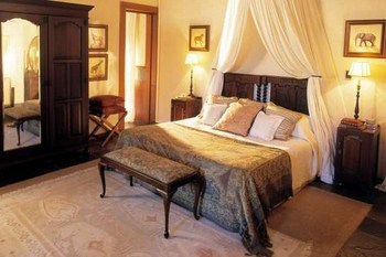 Ngala Private Game Reserve in Kruger National Park