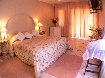 Emoyeni Lodge in Nelspruit