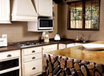 Caracal Lodge in Nelspruit
