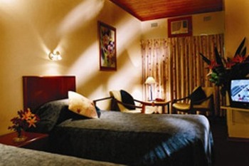 Karula Hotel in White River