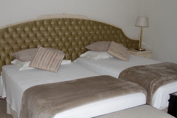 Ha'Louw Guest Cottage in White River