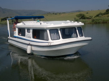 OppiDam Houseboat Rentals in Badplaas
