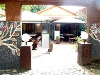Izimbali Lodge And Restaurant in Ermelo