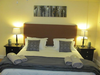 Blue Moon Guesthouse in Sutherland