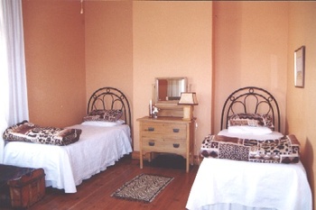 Dorpshuis Guest Accommodation in De Aar