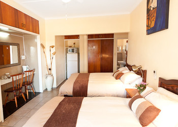 Kuru-Kuru Guest House in Kuruman