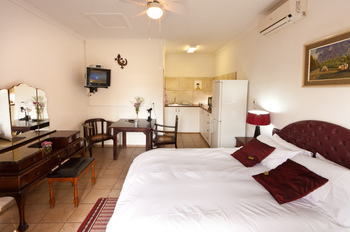 Kuru-Kuru Guest House in Kuruman