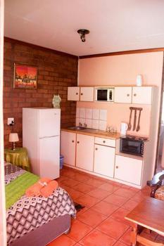 Mopanie Guest House in Kathu