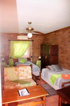 Mopanie Guest House in Kathu
