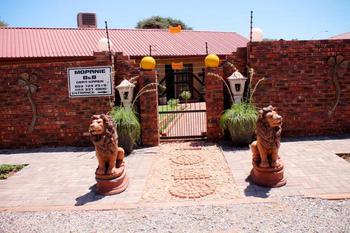 Mopanie Guest House in Kathu
