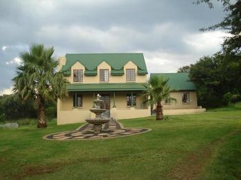 Motozi Lodge in Hartbeespoort Dam