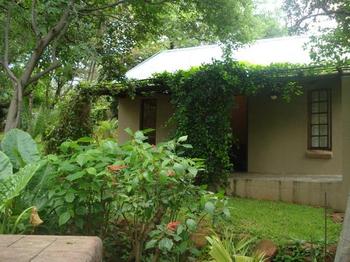 Motozi Lodge in Hartbeespoort Dam