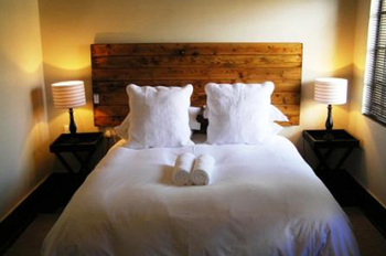 Khayamanzi Guest House in Hartbeespoort Dam