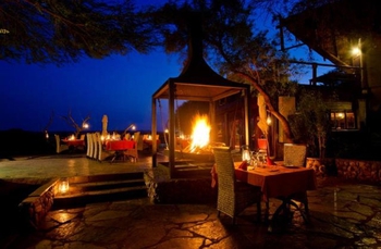 Tau Game Lodge in Madikwe Game Reserve