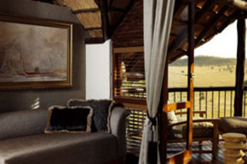 Tshukudu Lodge in Pilanesberg National Park