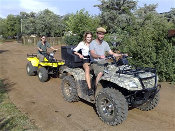 Ukutula Lodge and Lion Education Centre in Brits