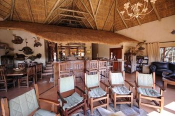 Iwamanzi Game Lodge in Koster