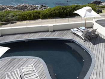 Whale Sanctuary Lodge in Gansbaai
