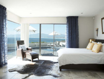 Whale Sanctuary Lodge in Gansbaai