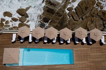 Ambassador Hotel in Bantry Bay